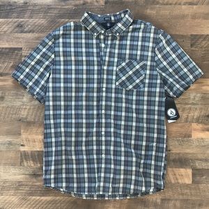 New Volcom Men’s Botton Down Shirt